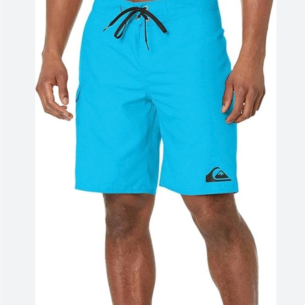 Quiksilver Blue everyday 20 inch Board Shorts swim size 29 tag attached